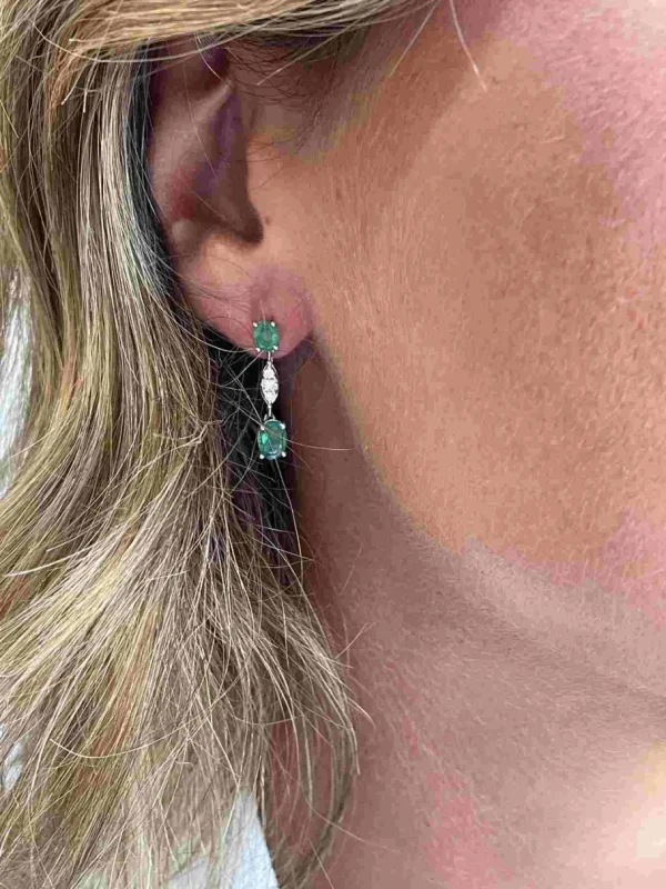 Roman Joyero Pendientes<Pendientes SEVDA de oro blanco con diamantes y zafiros en 2 tallas