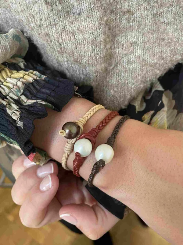 Roman Joyero Pulseras<Pulsera CABO con cuero en diferentes colores y perla Indonesia