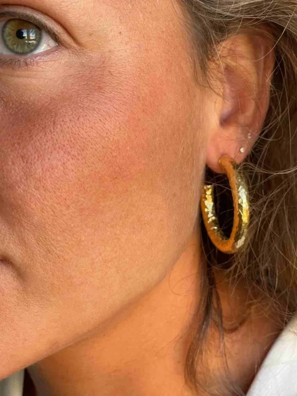 Roman Joyero Pendientes<SALOME argolla lisa con abolladuras en plata 1ª ley bañada oro