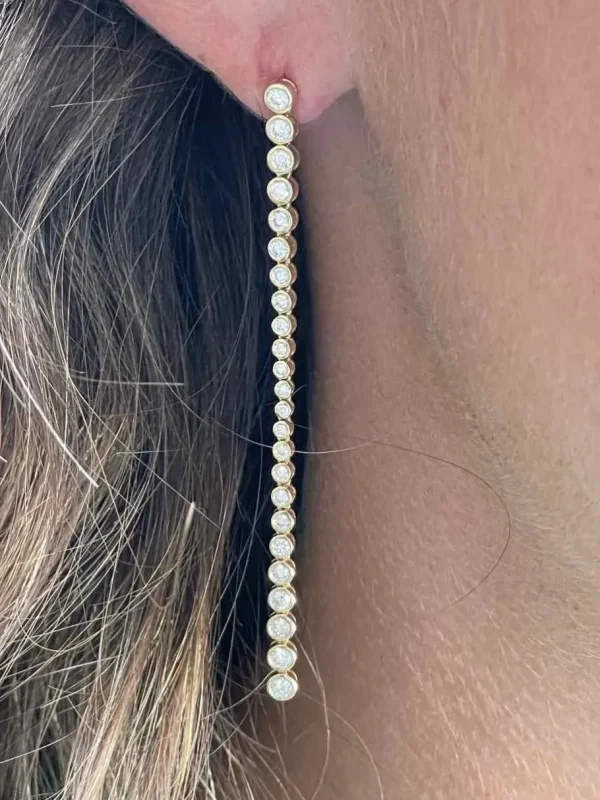 Roman Joyero Pendientes<SERDAR pendientes largos de brillantes en oro amarillo 18 kilates