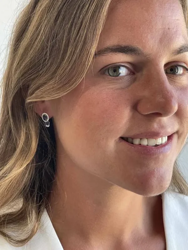 Roman Joyero Pendientes<SEREF pendientes de zafiros con brillantes en oro blanco 18 ktes