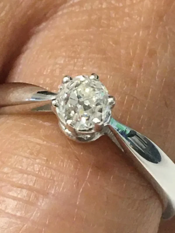 Roman Joyero Anillos<Solitario ELMAS en oro blanco de 18 kilates con brillante