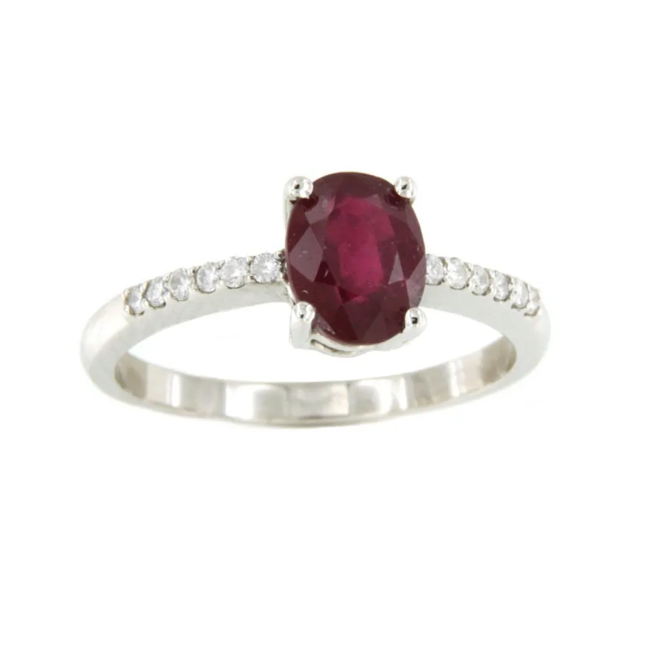 tolima_anillo_zafiro_rubi_13.webp Roman Joyero Anillos<TOLIMA, anillo zafiro, rubi y esmeralda en oro blanco y brillantes.