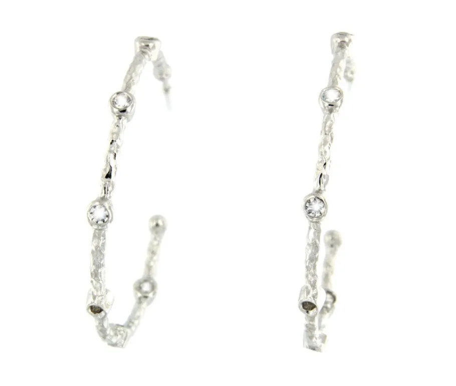 urales_pendientes_de_plat_2.webp Roman Joyero Pendientes<URALES, pendientes de plata rodiada con circonitas.